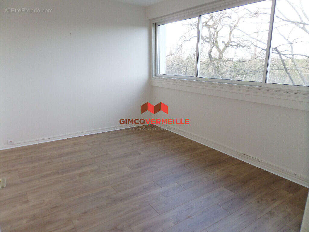 Appartement à VAUCRESSON