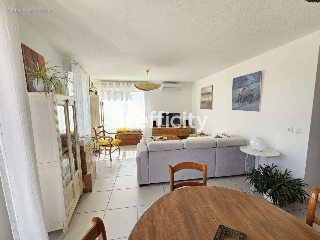 Appartement à FRONTIGNAN