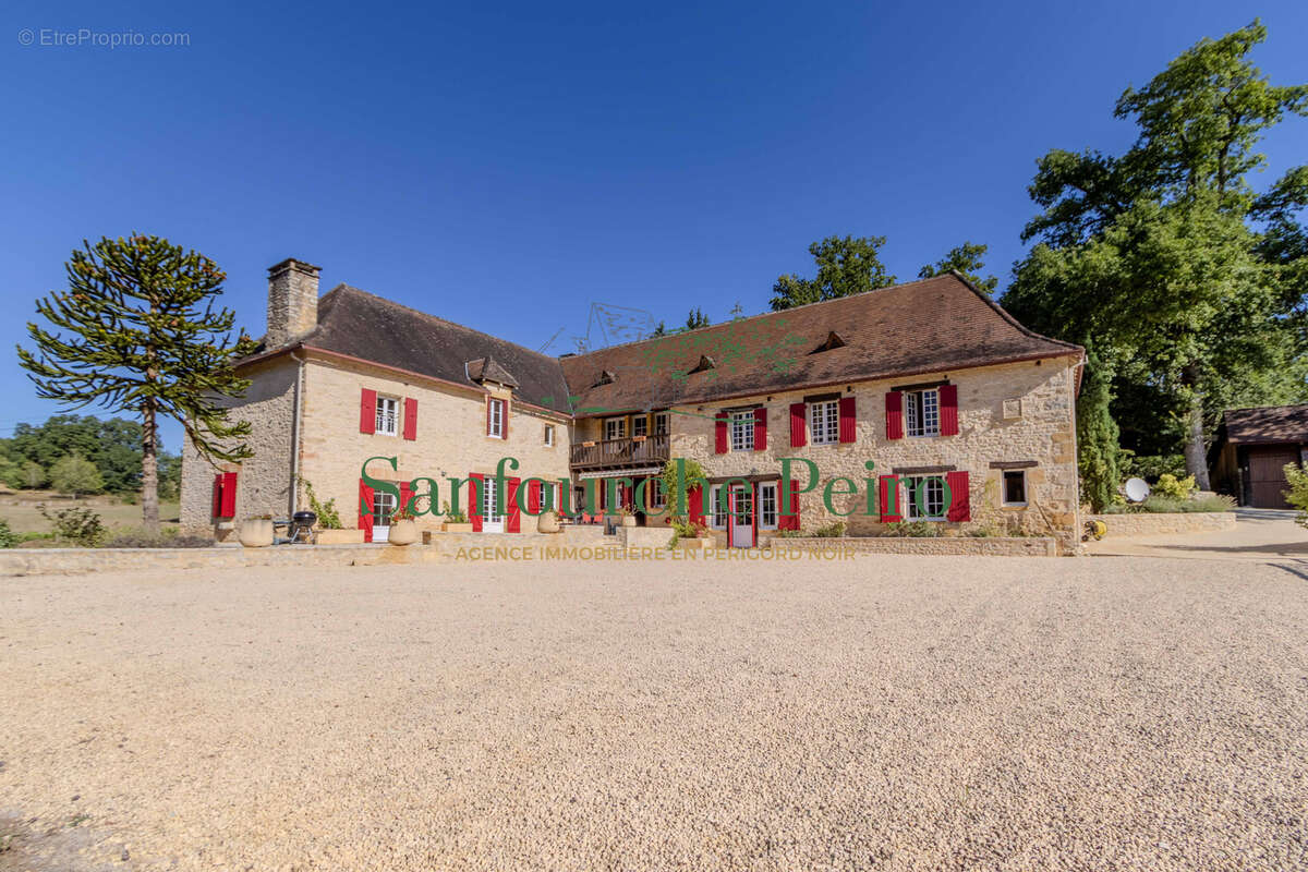 Maison à SARLAT-LA-CANEDA