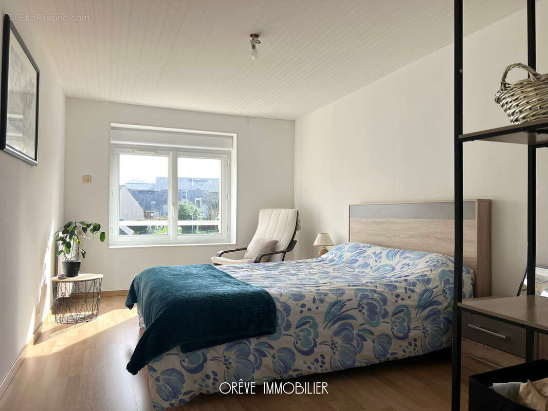 Maison à NOYAL-CHATILLON-SUR-SEICHE