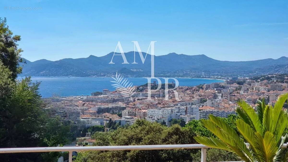 Appartement à CANNES