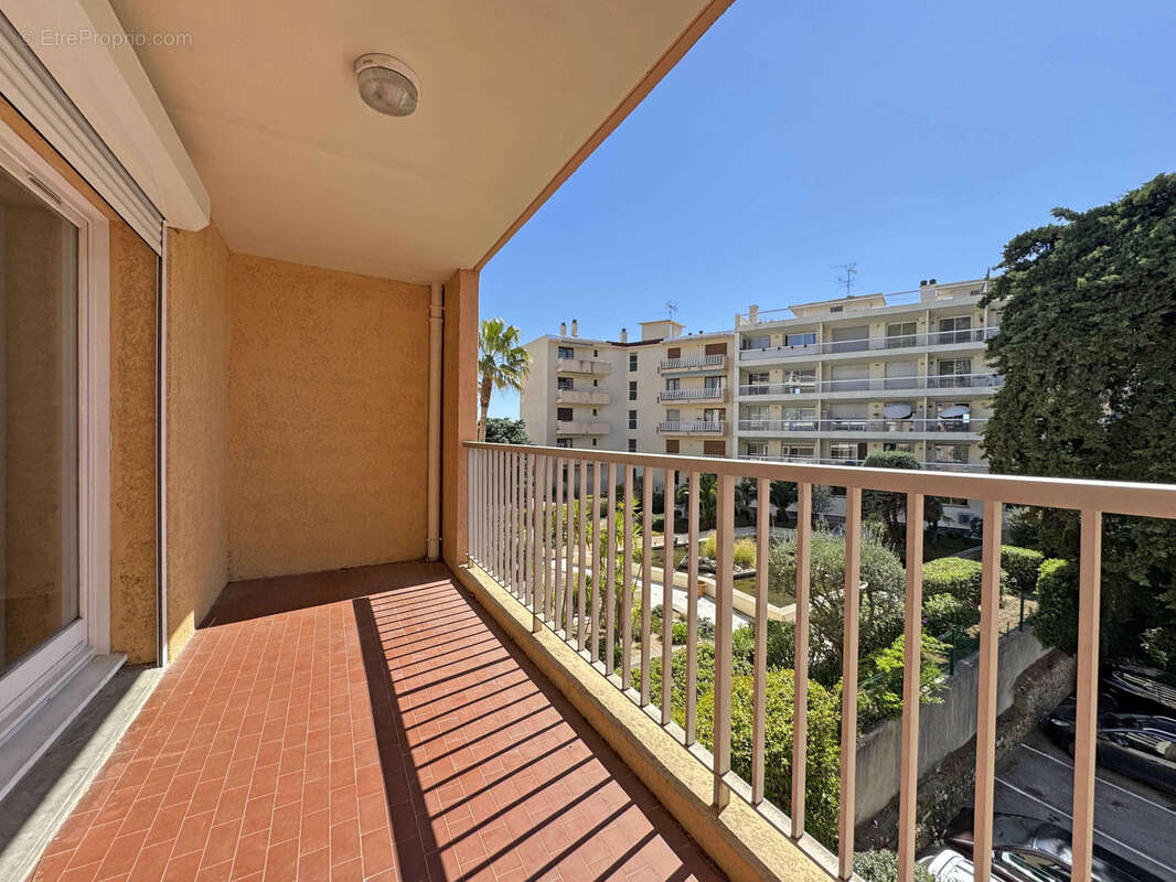 Appartement à VENCE