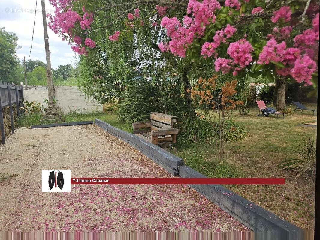 Maison en pierre 4 chambres 1 bureau – 200 m² – Terrain 1 300 m² - photo 13