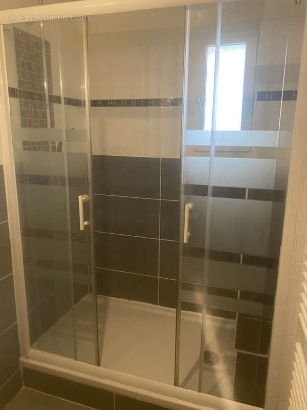 Appartement à MAUGUIO