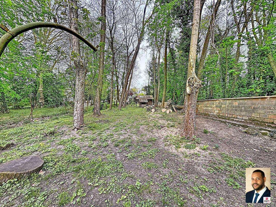 Site de prestige - Un cadre naturel pittoresque en bord de rivière - photo 4