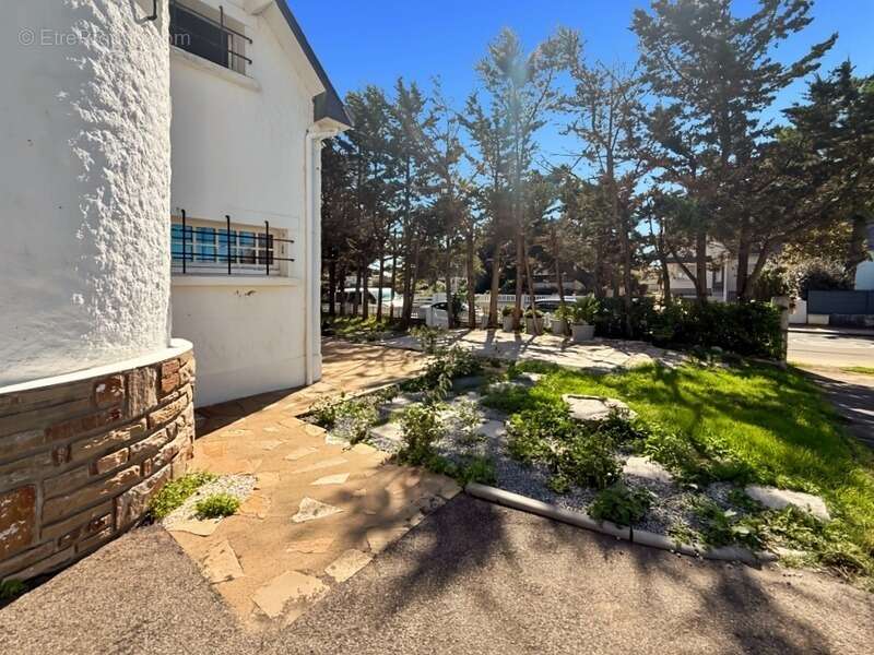 PORNICHET PLAGE BONNE SOURCE - Maison à vendre 4 pièces - grand jardin clos - Garages - photo 2