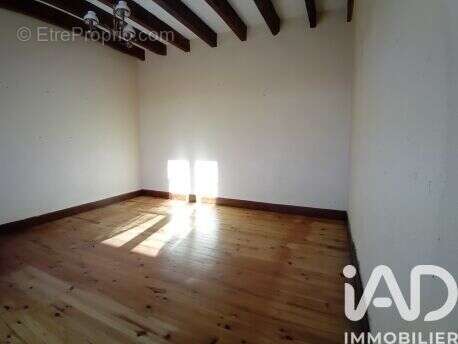 Maison 99 m² à Ladinhac  - photo 4