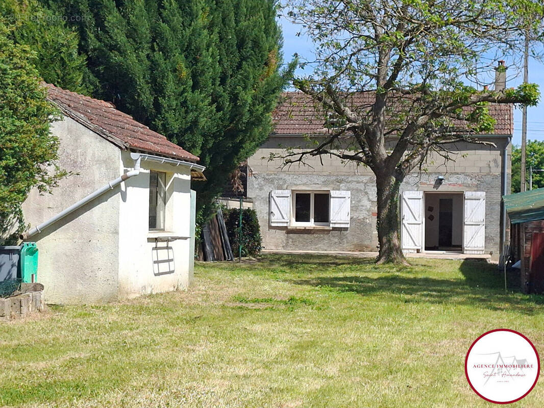 Maison à CHARENTON-DU-CHER