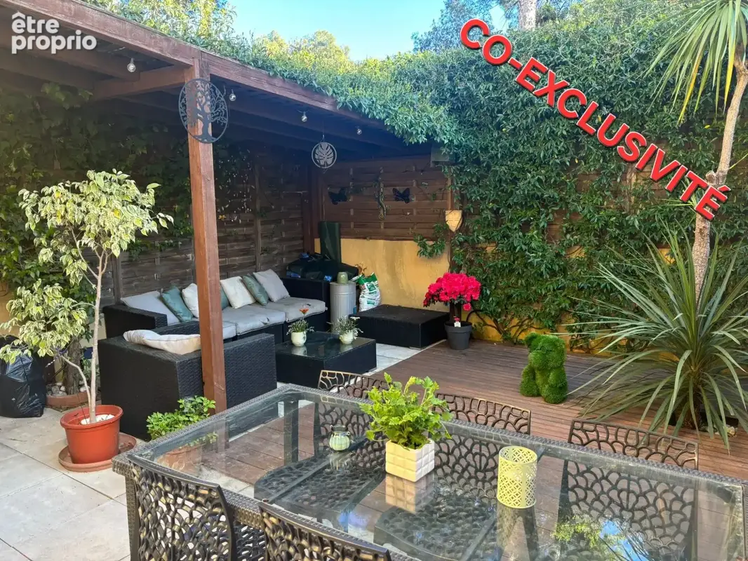 Photo Maison à La Ciotat au prix de 392 000€