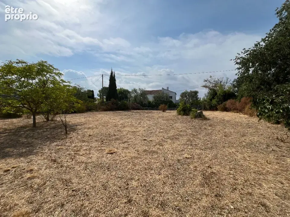 Terrain 1 000 m² à vendre à Lorgues (83510) - photo 3