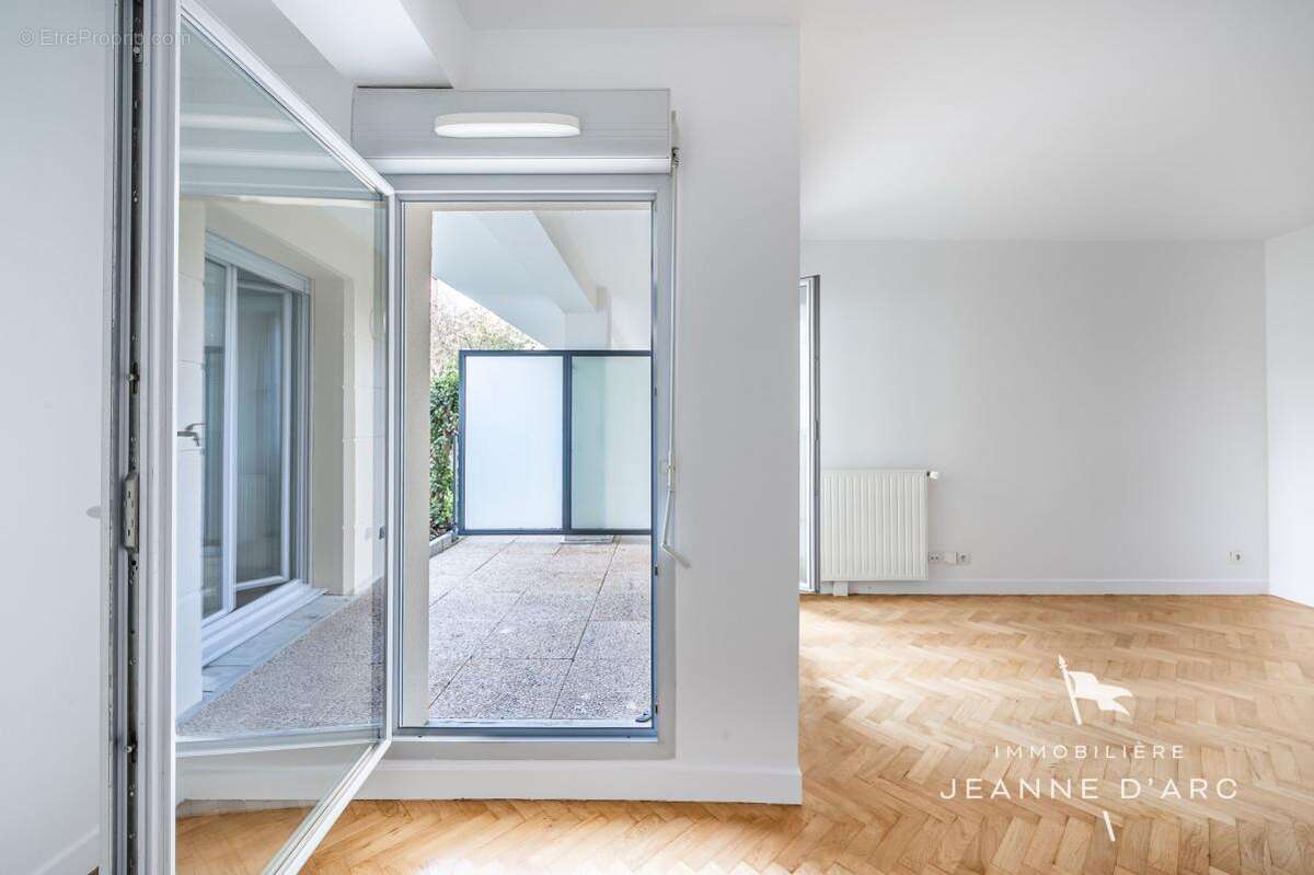 Appartement à VERSAILLES