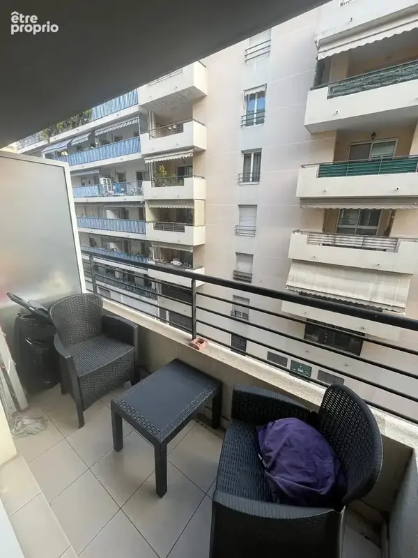 Appartement 1 pièce 22 m² à vendre à Nice (06300) - photo 3