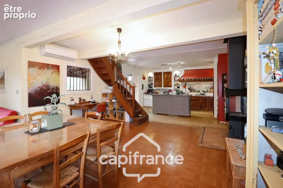 Maison à vendre 7 pièces LA CADIERE D'AZUR (83) - photo 14