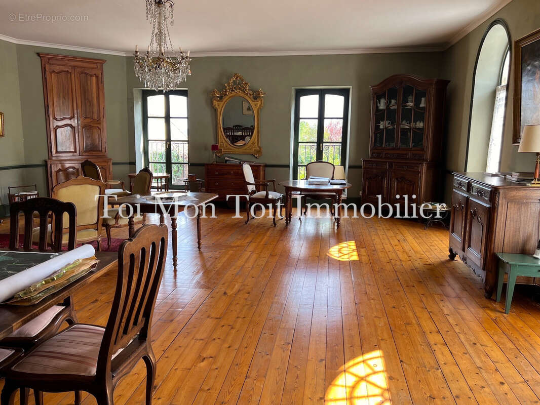 Maison à SAINT-COME-ET-MARUEJOLS