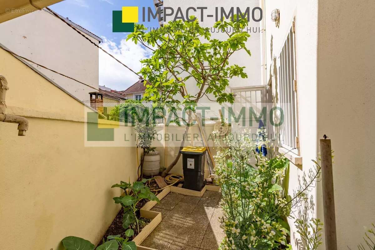 Appartement à ASNIERES-SUR-SEINE