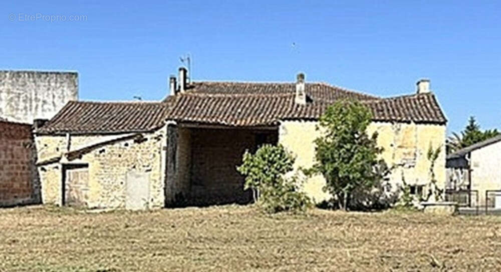 Maison à LA RONDE