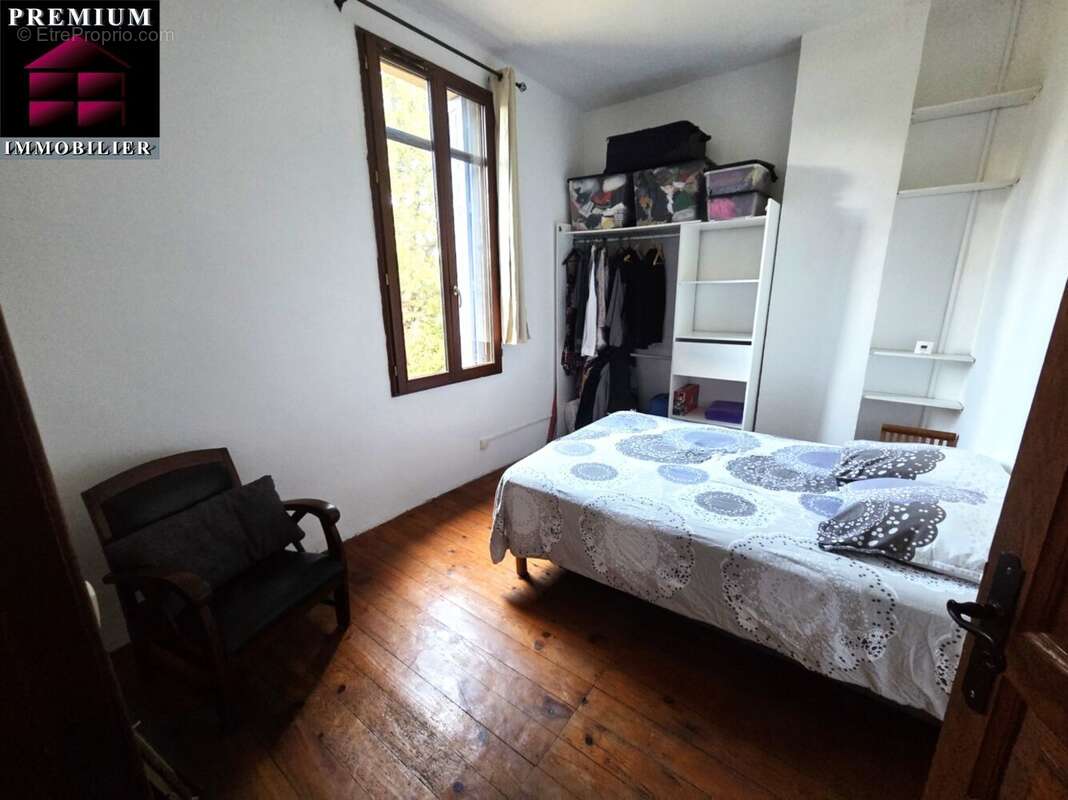 Maison à SAINT-ESTEVE