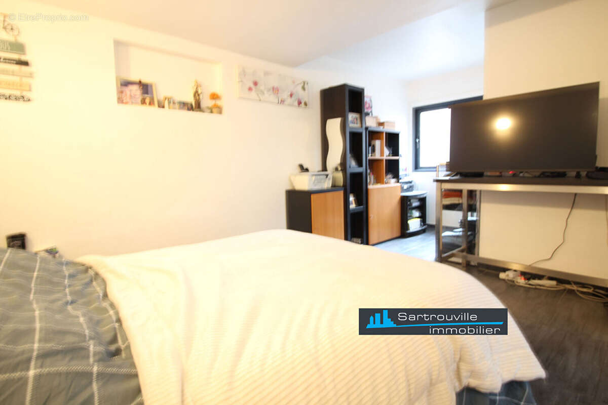 Appartement à HOUILLES