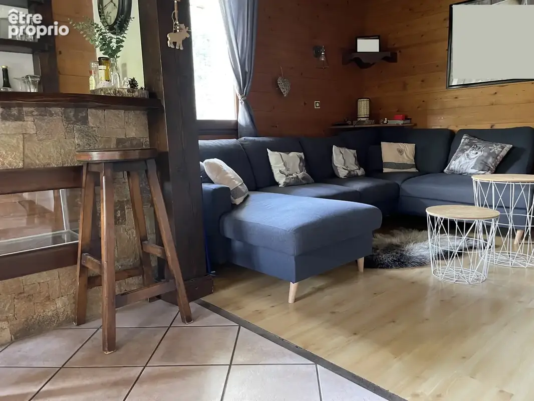 Appartement coup de coeur - 96 m2 avec terrasse & jardin, garage et 2 locaux annexe - photo 2