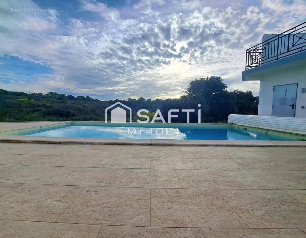 Photo 1 - Maison à SAINT-GILLES