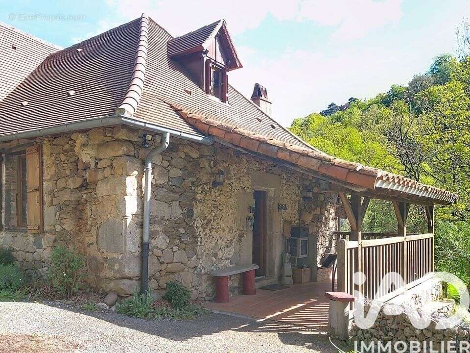 Maison 80 m² à Latouille-Lentillac  - photo 3