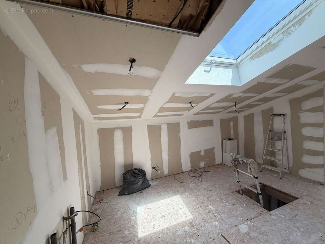 Maison 100 m² à Vesoul  - photo 8