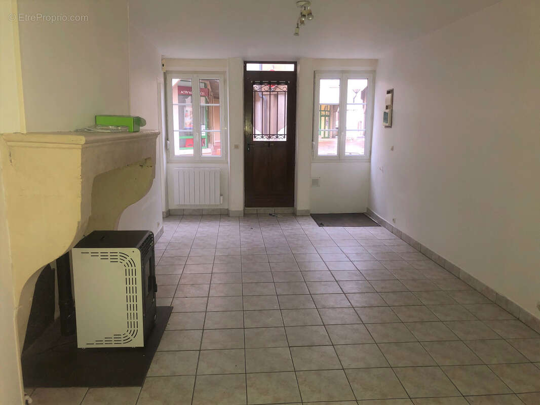 Maison à BAR-SUR-AUBE