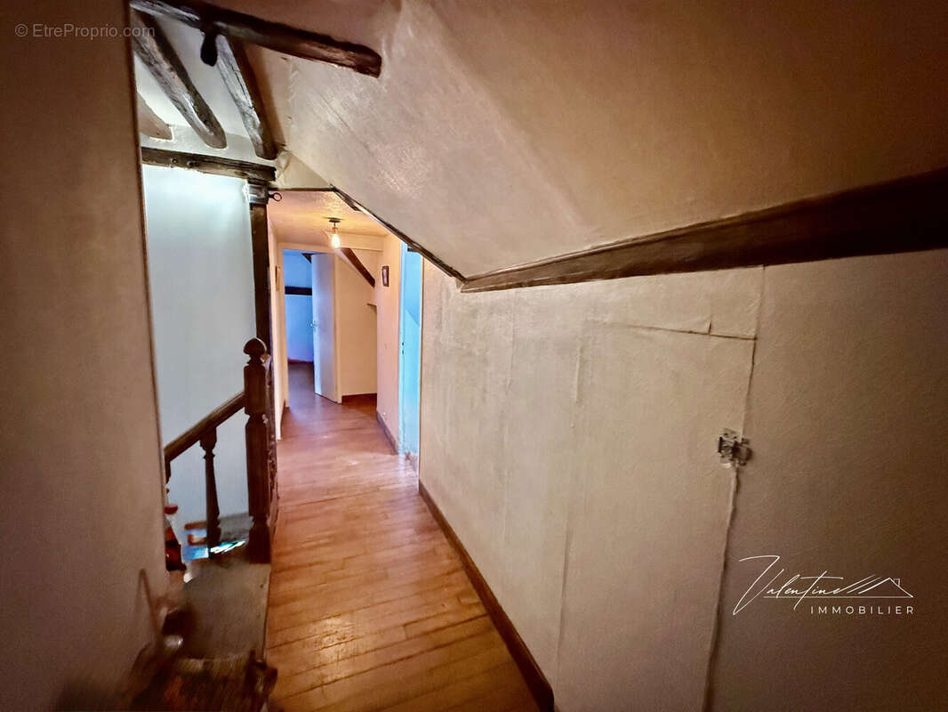 Maison 132 m² à Pont-L'eveque  - photo 8