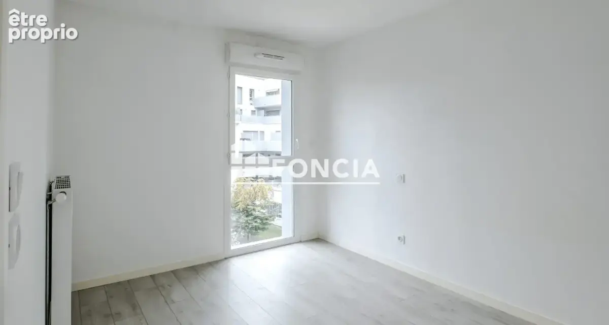 BONNEVILLE - Ecoquartier : Appartement T2 avec terrasse + parking au sous-sol - photo 11