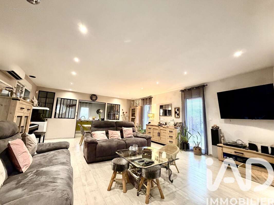 Photo 3 - Maison à MARCHEPRIME