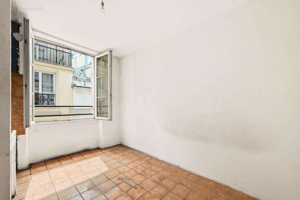 Pièce 16 rue Marie Stuart - photo 6