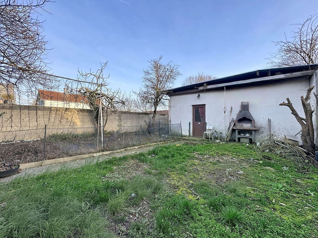 Maison à ATHIS-MONS