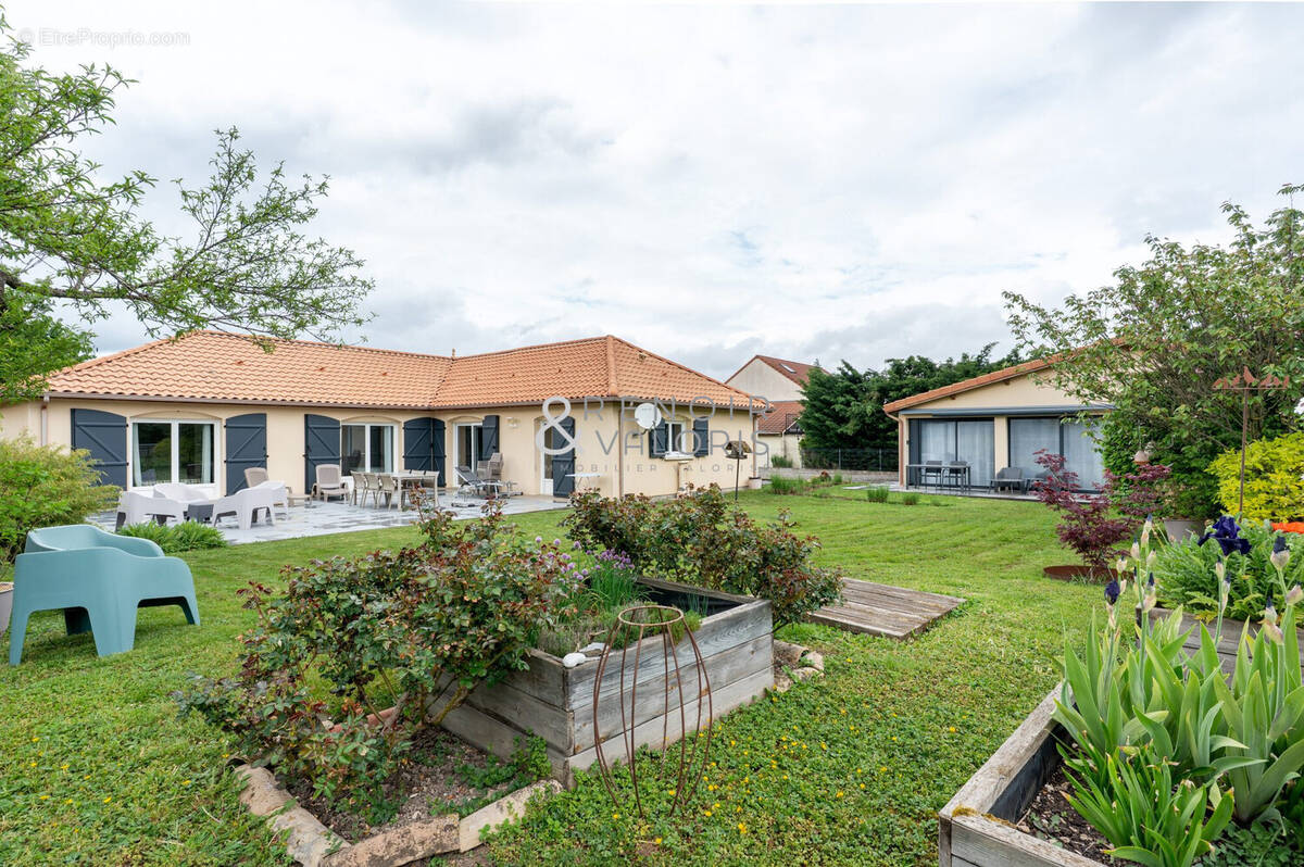 Maison à FRANCHEVILLE