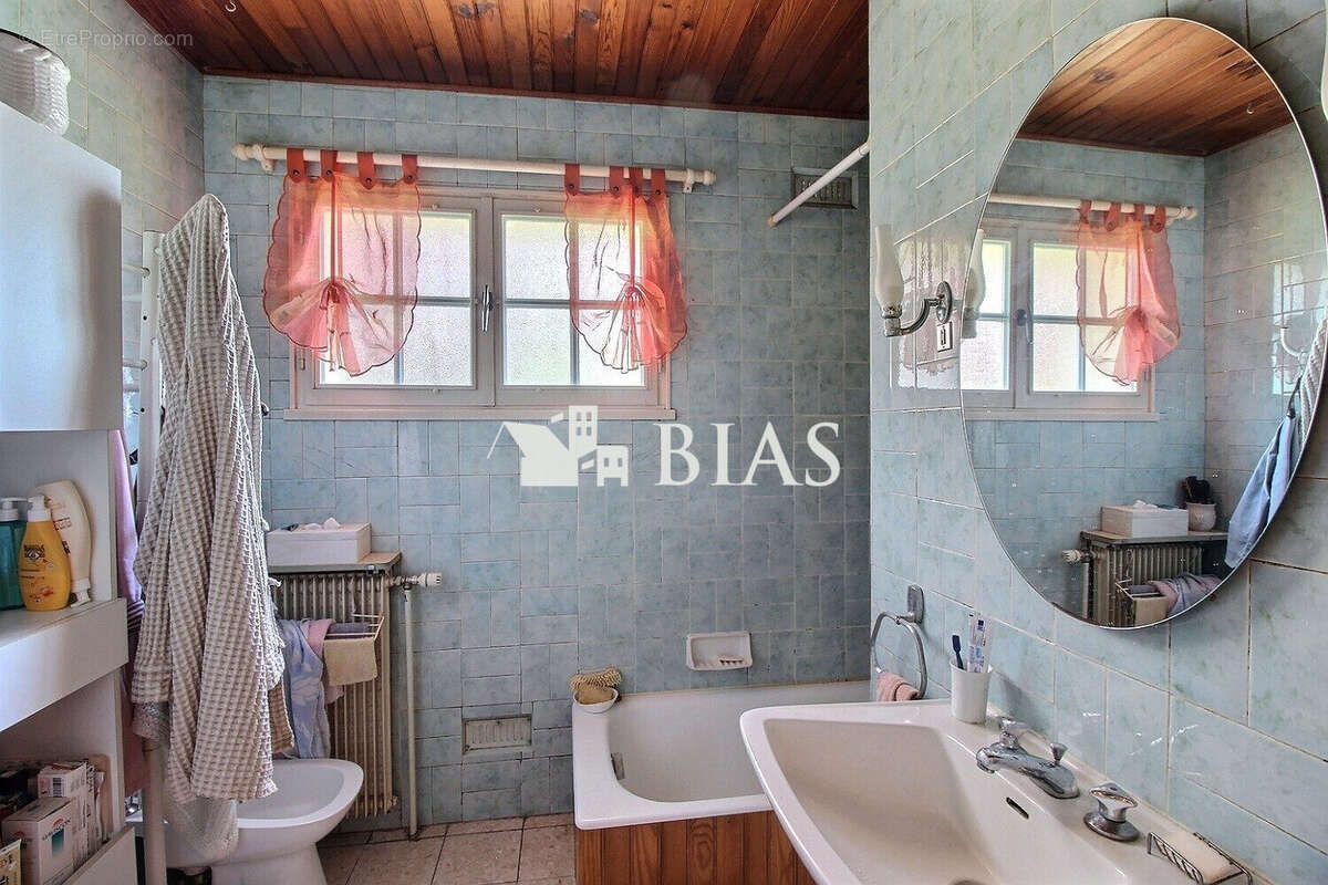 Maison à LA SAUSSAYE