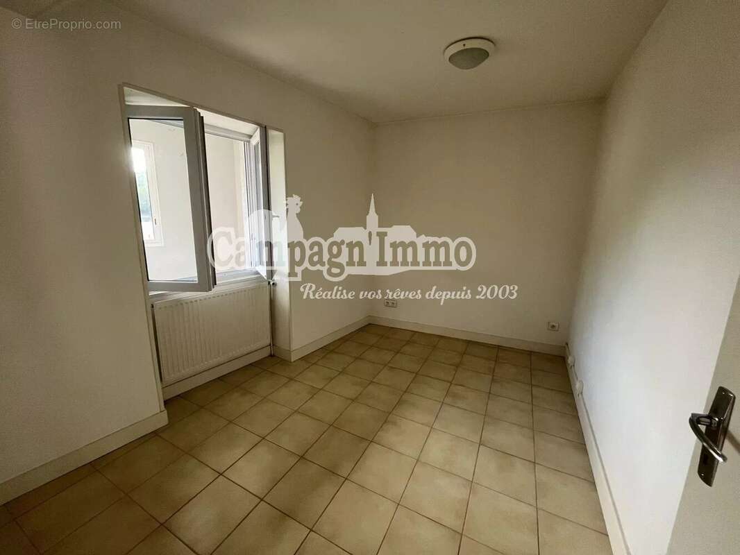 Appartement T3 centre-ville loué - photo 6