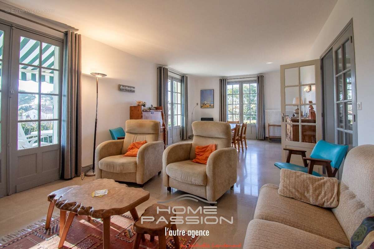 Maison à SAINT-PALAIS-SUR-MER