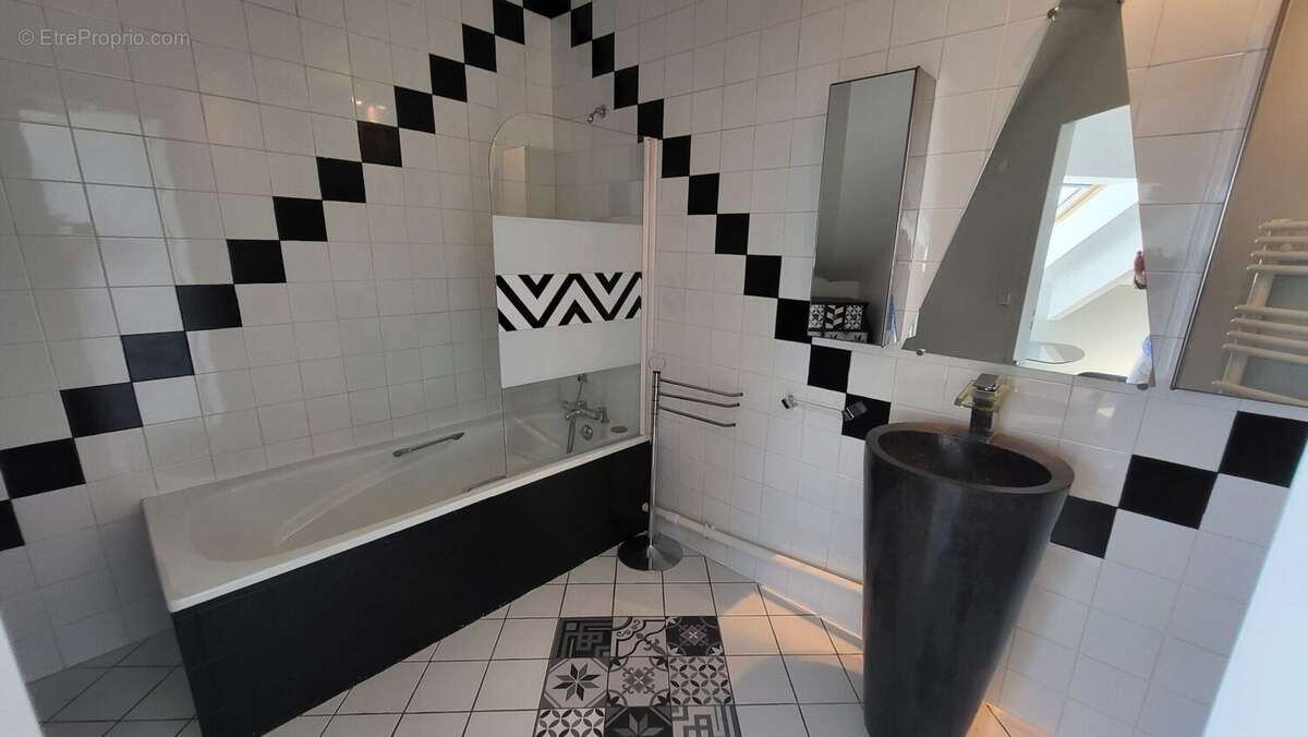 Appartement à VEYRIER-DU-LAC