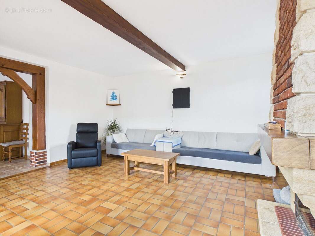 Maison à SAINT-MESMIN