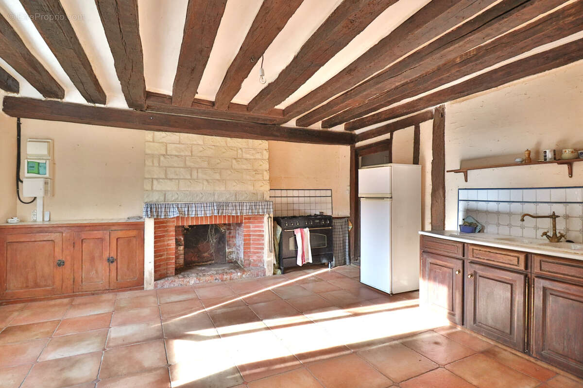 Maison à CHAOURCE