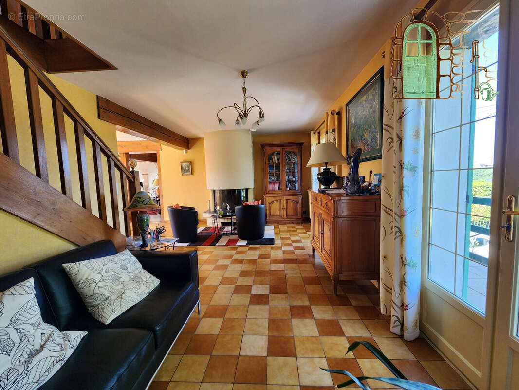 Maison 162 m² à Cormenon  - photo 7