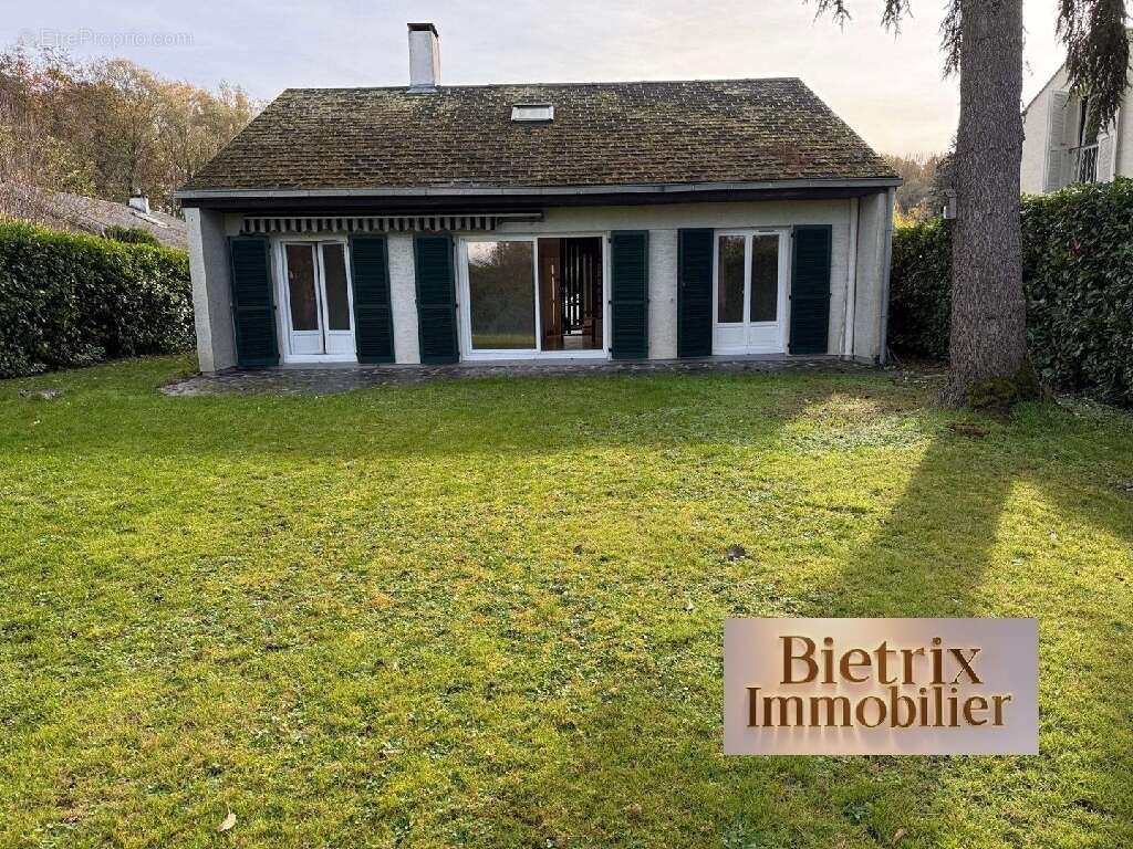 Maison à L&#039;ISLE-ADAM