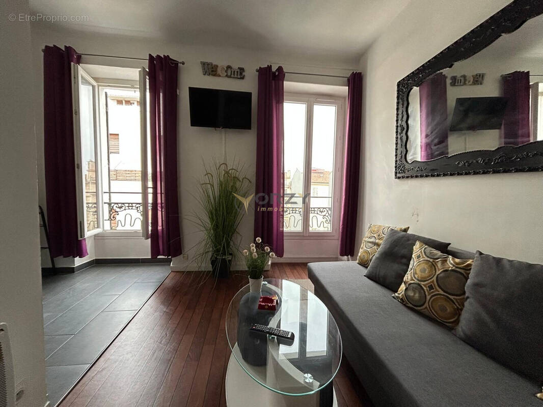 Appartement à MARSEILLE-3E