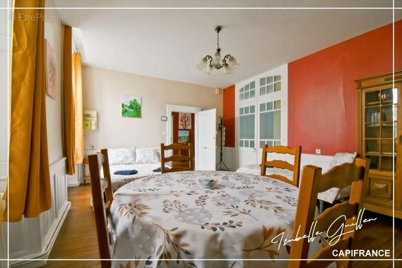 Appartement à CHATEAUMEILLANT