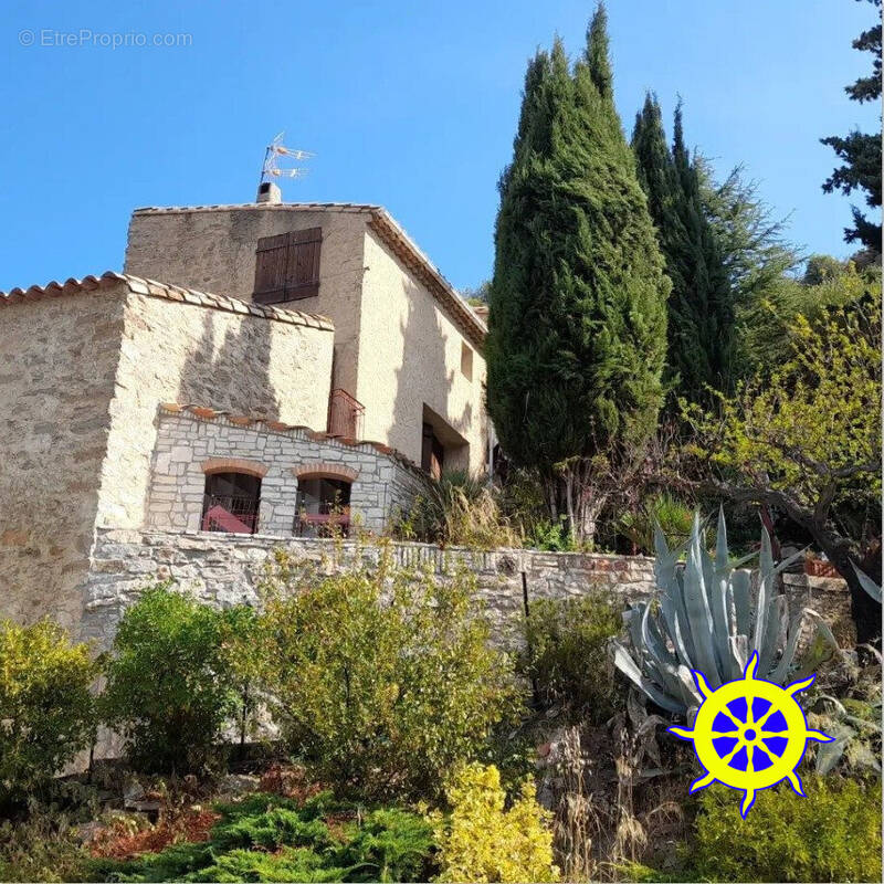 Maison à VILLENEUVE-LES-CORBIERES