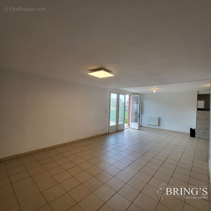 Maison à LA MADELEINE-DE-NONANCOURT