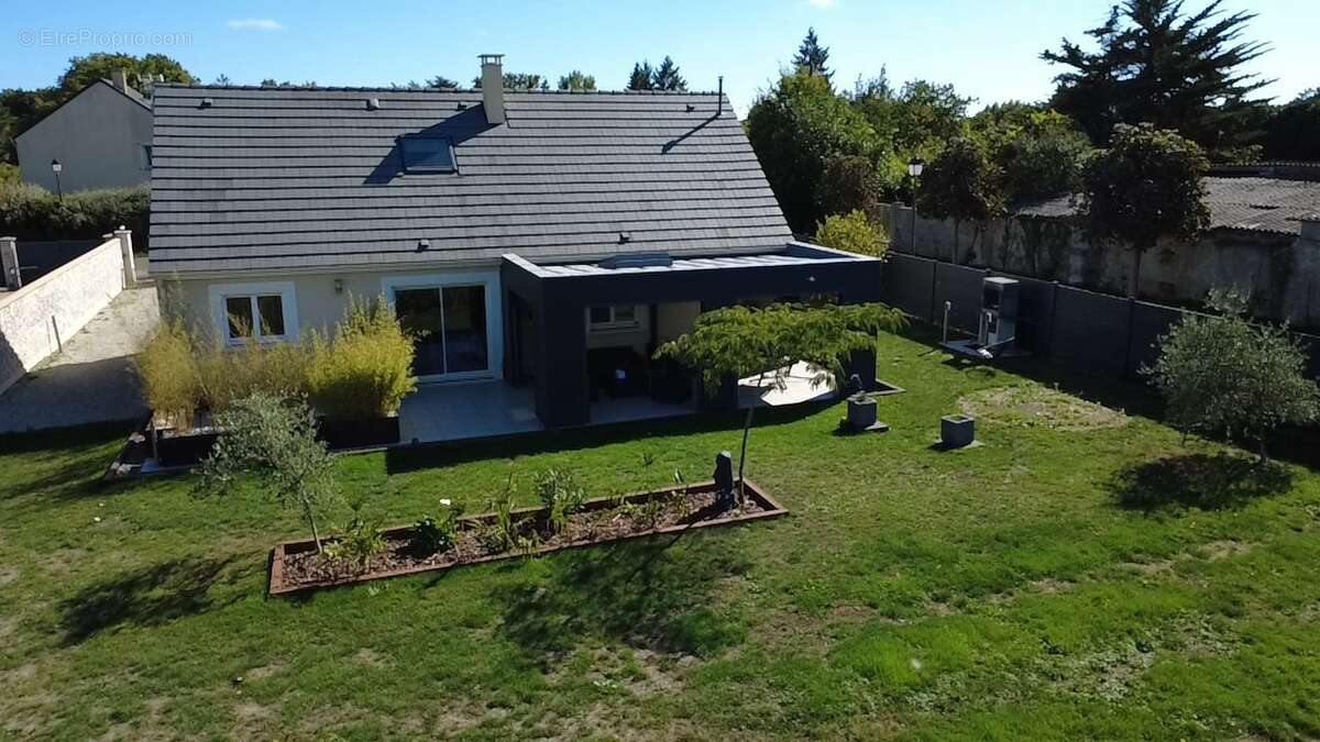 Maison à BOIS-LE-ROI