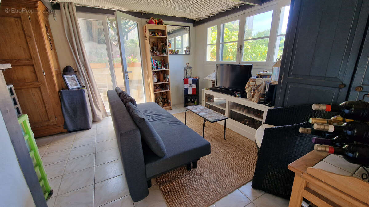 Maison à HYERES