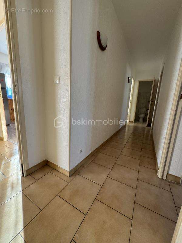 Maison à NISSAN-LEZ-ENSERUNE