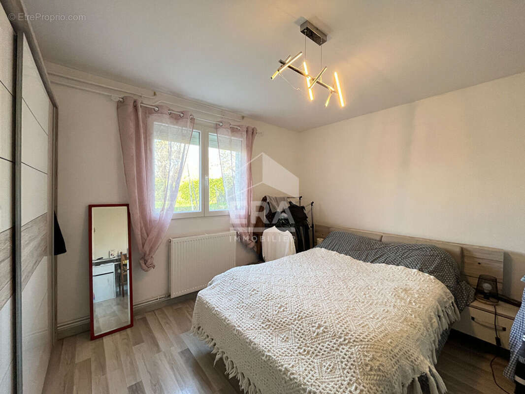 Maison à COULOUNIEIX-CHAMIERS