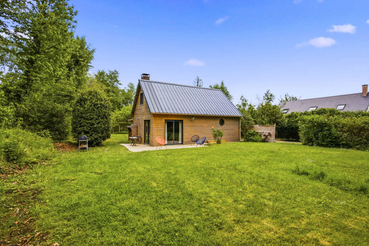Maison à ossature bois proche de Honfleur - 3 chambres dont 1 suite parentale en RDC - Terrain arboré 1234m2 - photo 2
